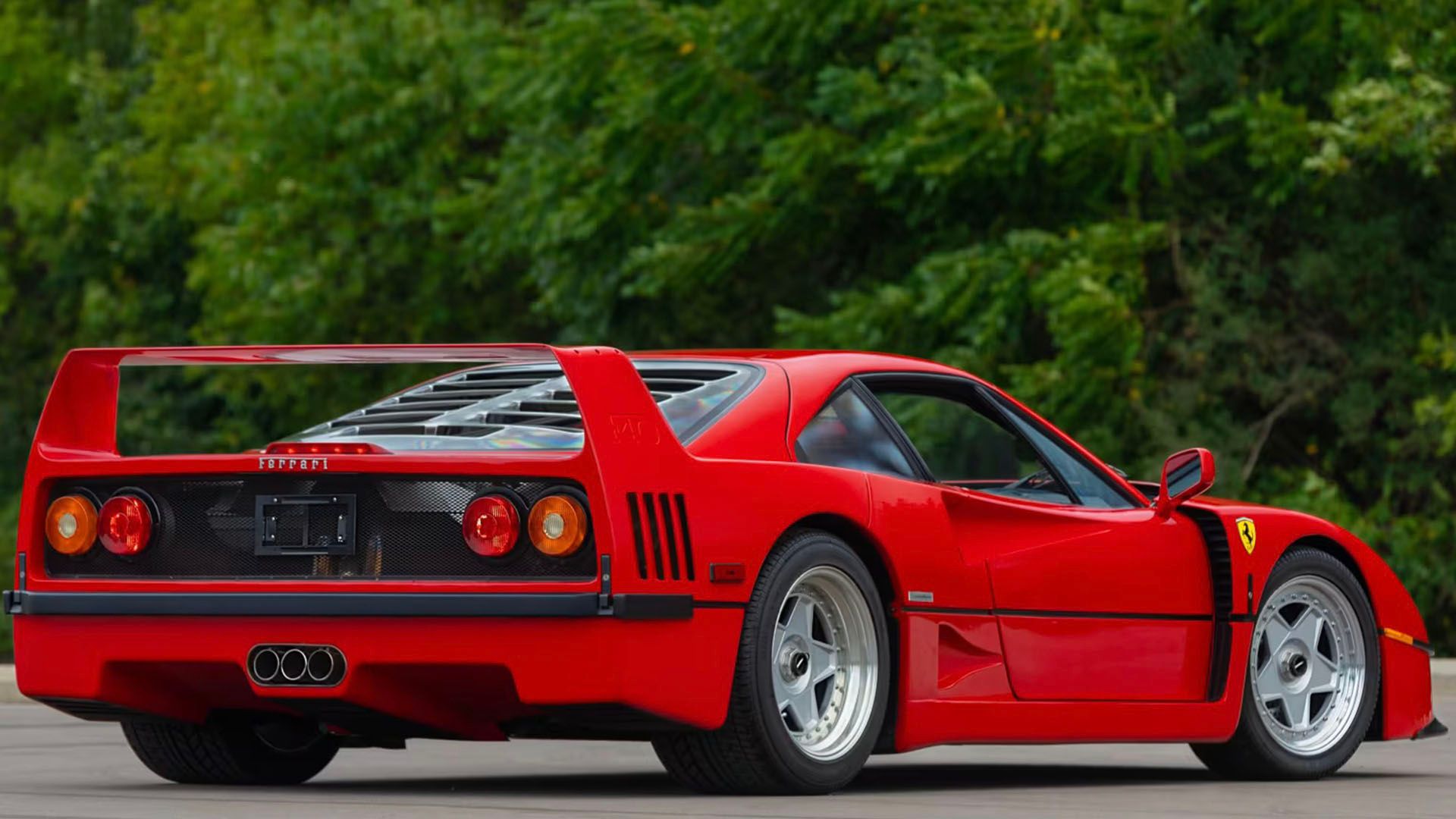 1992 Ferrari F40 US Spec Rear Three Quarter